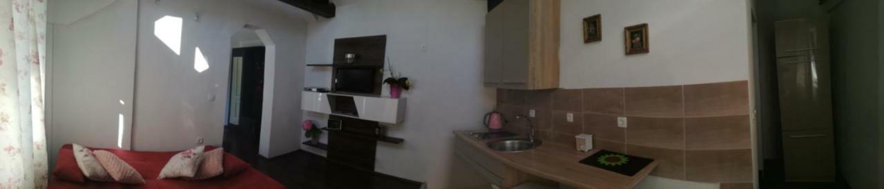 Apartments Jurasic Огулин Екстериор снимка